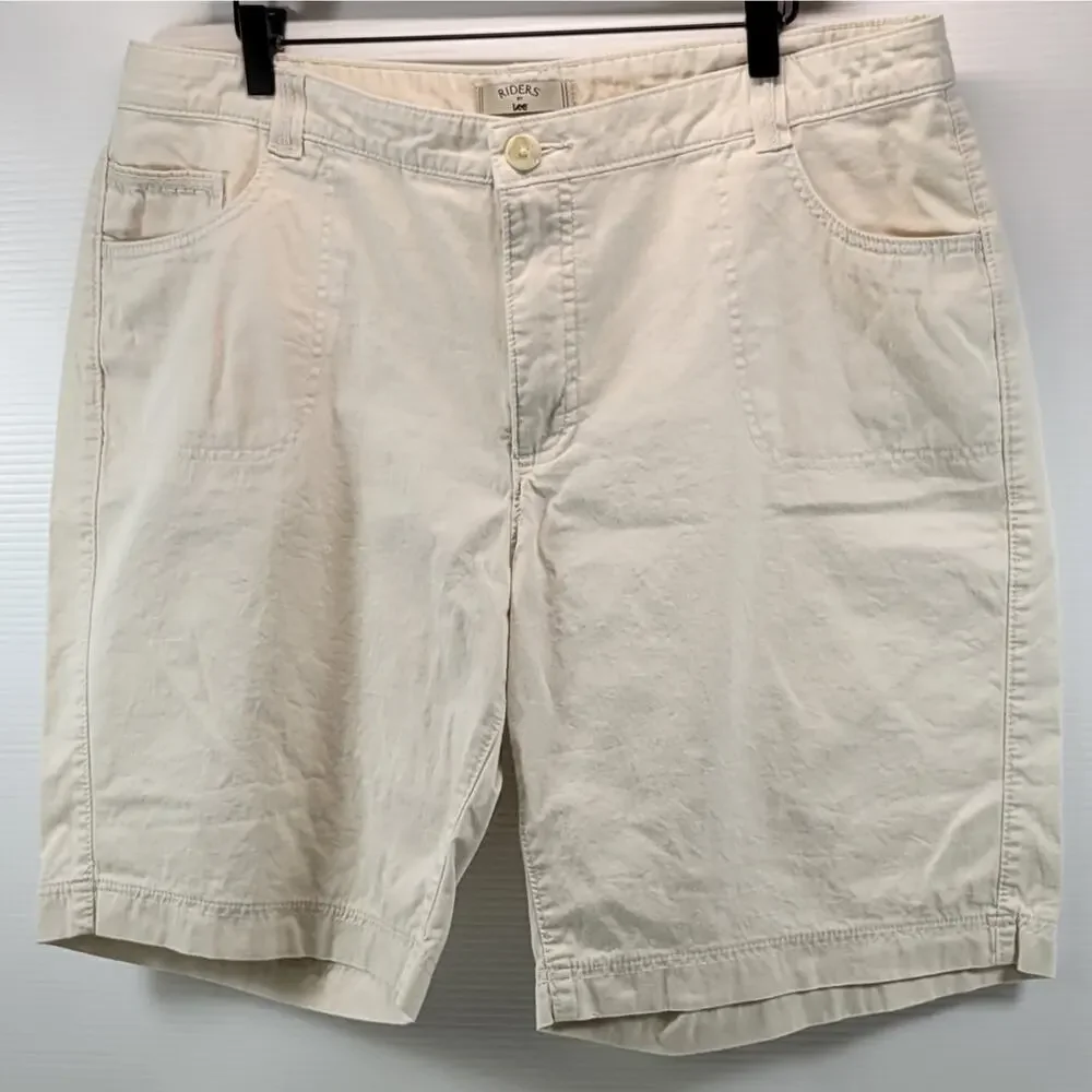 L) Women Riders by Lee Casual Khaki Shorts Size 18M Off-White